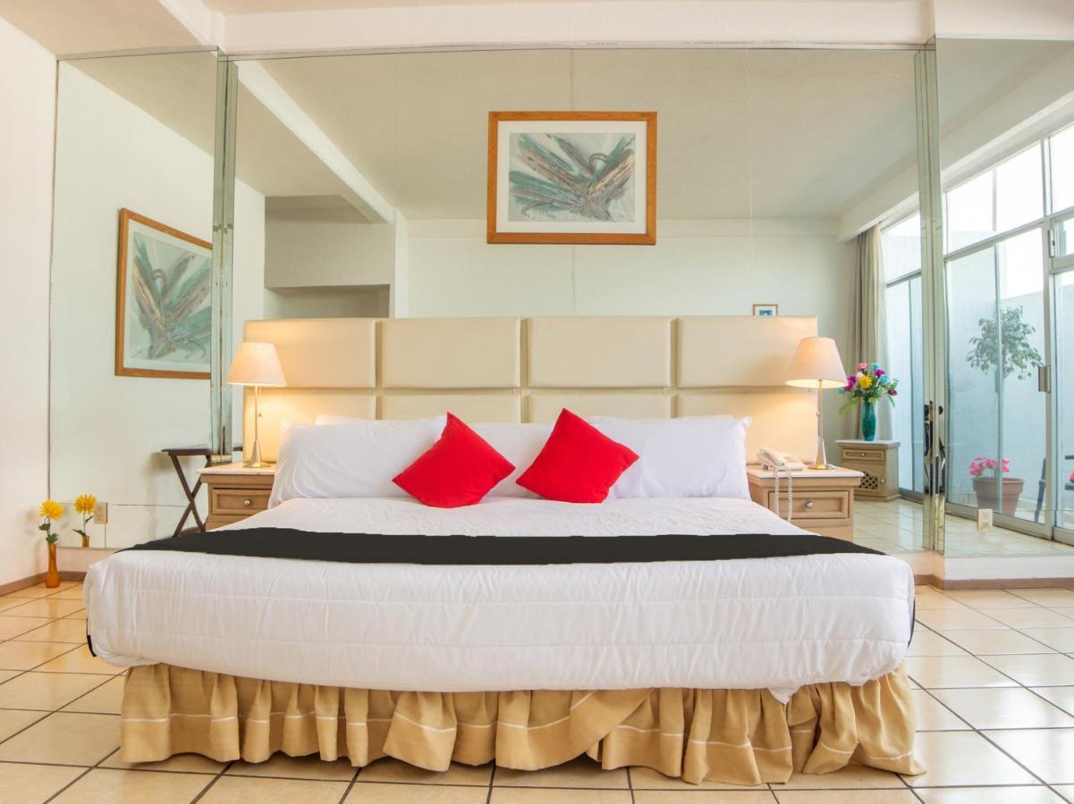 Capital O Hotel Villa Monini 普埃布拉 外观 照片